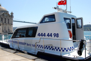 В Стамбуле заработало водное такси