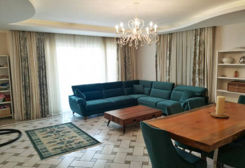 Квартира 5+1 в Алании, Турция