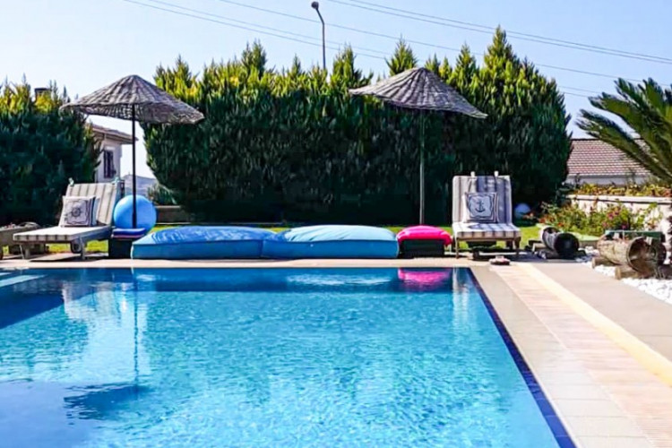 Вилла 5+1 в Измире, Турция | PKK-18189