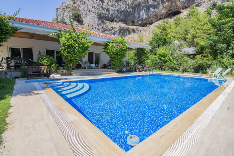 Вилла 4+1 в Гёчеке, Турция | PBB-22003