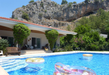 Вилла 4+1 в Гёчеке, Турция | PBB-22003