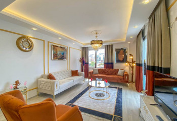 Квартира 5+1 в Алании, Турция