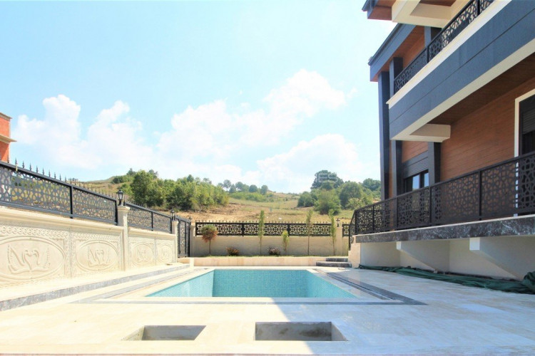 Вилла 5+1 в Ялове, Турция | PKK-46982