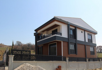 Вилла 5+1 в Ялове, Турция | PKK-46982