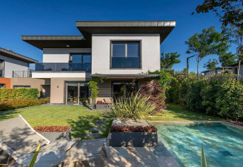 Вилла 3+1 в Бююкчекмедже, Турция | SBB-47822