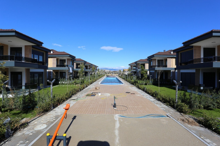 Вилла 5+1 в Дёшемеалты, Турция | PBB-48731