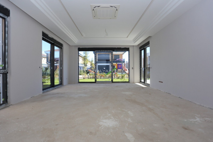 Вилла 5+1 в Дёшемеалты, Турция | PBB-48731