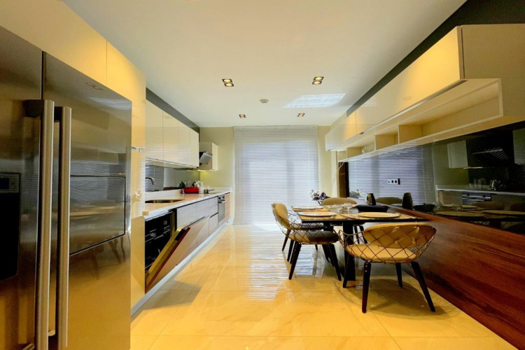 Квартира 5+1 в Стамбуле, Турция | PKK-54260