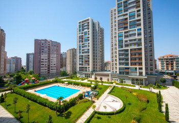 Квартира 2+1 в Стамбуле, Турция