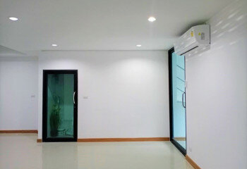 Таунхаус в Банг Ламунге, Таиланд | THE339582