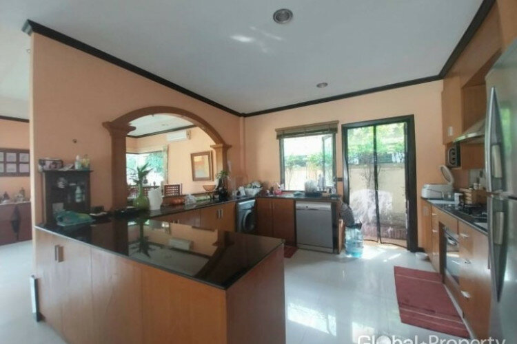 Дом в Джомтьене, Паттайя, Таиланд | THE256293