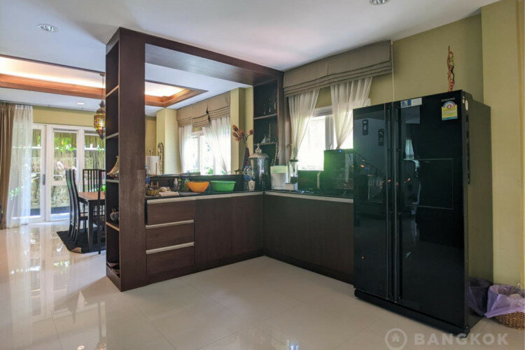 Дом в Банг Каео, Таиланд | THE226673