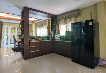 Дом в Банг Каео, Таиланд | THE226673