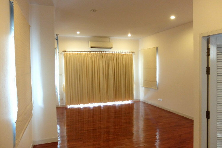 Дом в Сарафи, Таиланд | THE156890