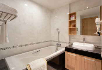 Кондоминиум в Ката, Пхукет, Таиланд | THE407869