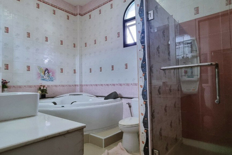 Дом в Банг Ламунге, Таиланд | THE256488