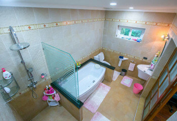 Дом в Банг Ламунге, Таиланд | THE139059