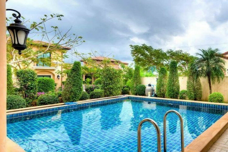 Дом в Чонбури, Таиланд | THE429917