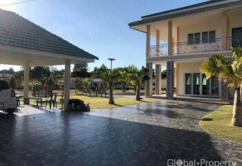 Дом в Паттайе, Таиланд | THE455281