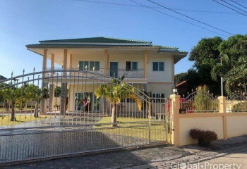 Дом в Паттайе, Таиланд | THE455281