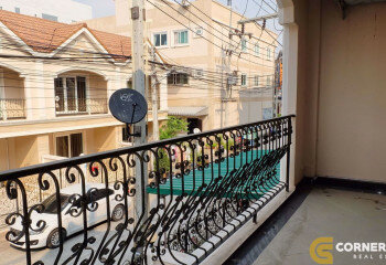 Дом в Паттайе, Таиланд | THE428289