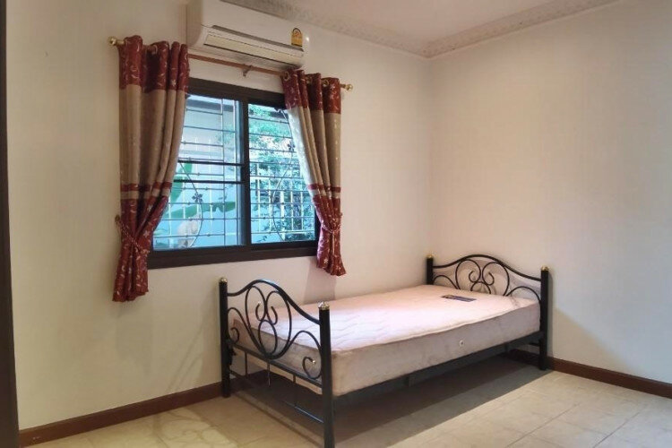 Дом в Саттахипе, Таиланд | THE258843