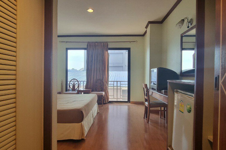 Готовый бизнес в Банг Ламунге, Таиланд | THE547668