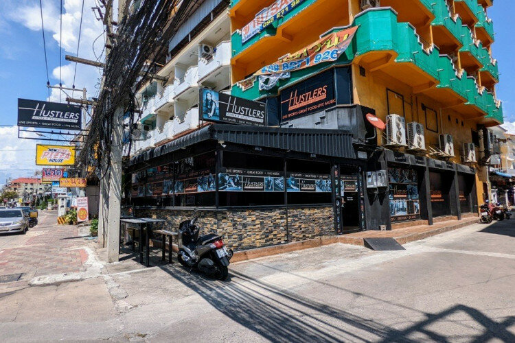 Готовый бизнес в Банг Ламунге, Таиланд | THE339030