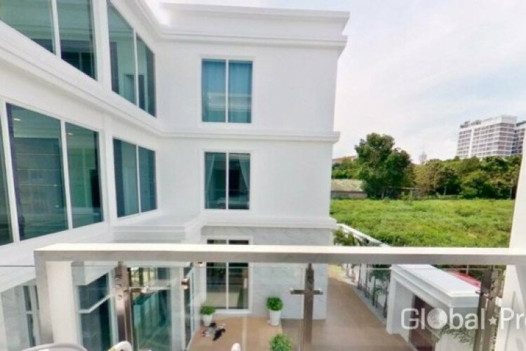 Дом в Паттайе, Таиланд | THE245902