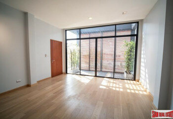 Дом в Бангкоке, Таиланд | THE218131