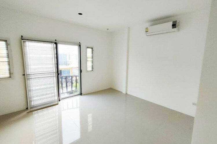 Дом в Банг Ламунге, Таиланд | THE256077