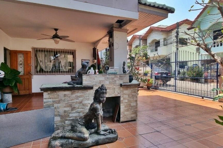 Дом в Банг Ламунге, Таиланд | THE155911