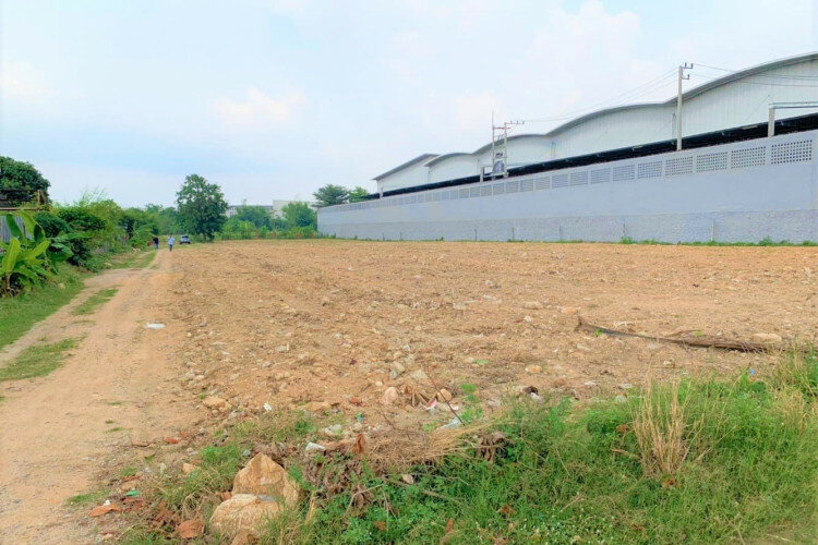 Земельный участок в Сирачае, Таиланд | THE440237