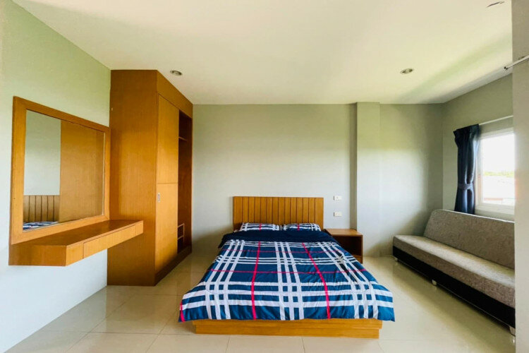 Готовый бизнес в Банг Ламунге, Таиланд | THE439004