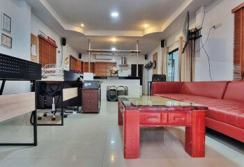 Дом в Саттахипе, Таиланд | THE548142