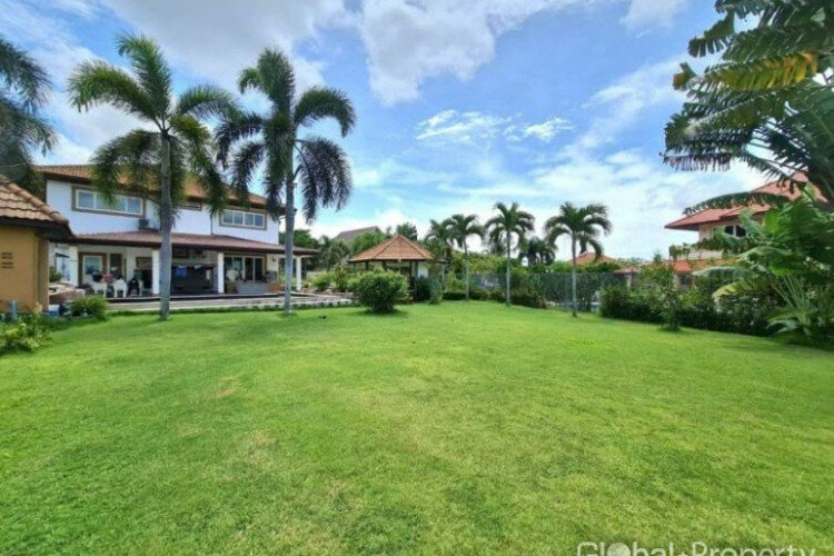 Дом в Паттайе, Таиланд | THE345547