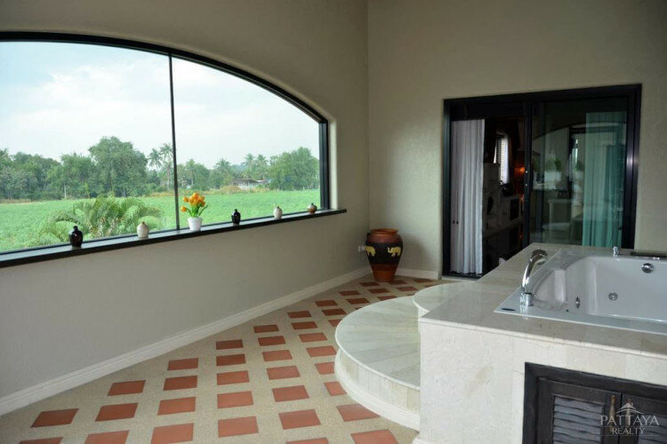 Дом в Паттайе, Таиланд | THE221400