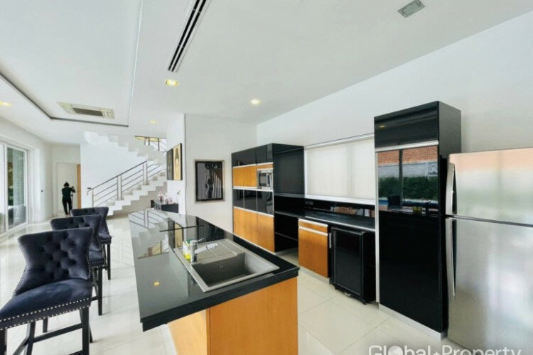 Дом в Паттайе, Таиланд | THE543454