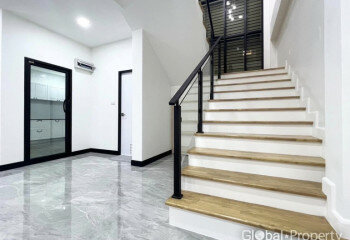 Дом в Паттайе, Таиланд | THE145978