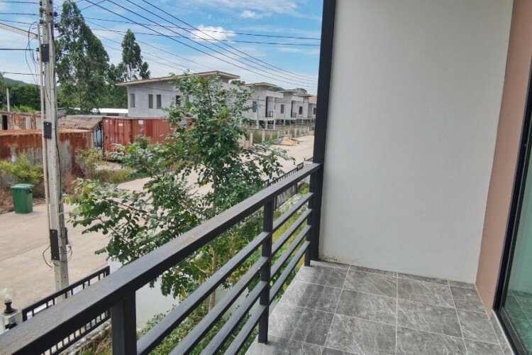 Дом в Саттахипе, Таиланд | THE541213