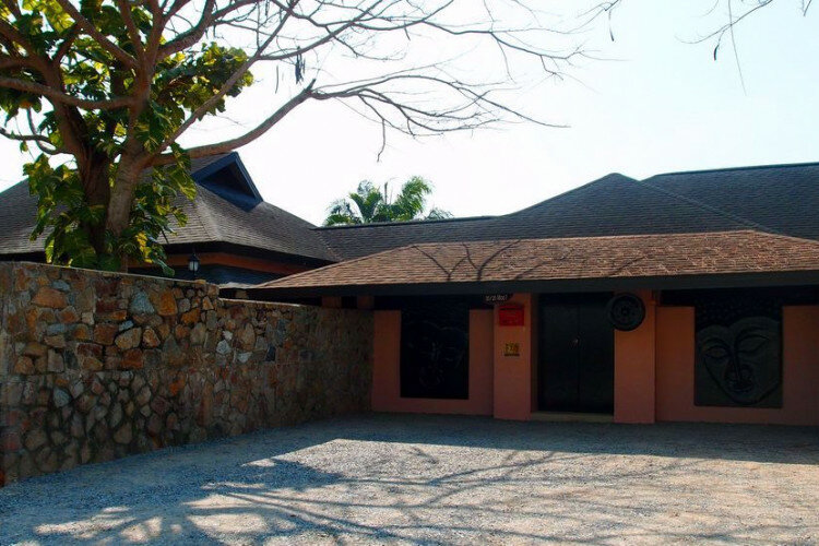 Дом в Чонбури, Таиланд | THE549483