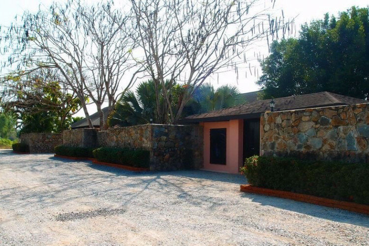 Дом в Чонбури, Таиланд | THE549483