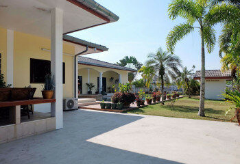 Дом в Саттахипе, Таиланд | THE254945