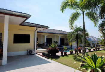 Дом в Саттахипе, Таиланд | THE254945