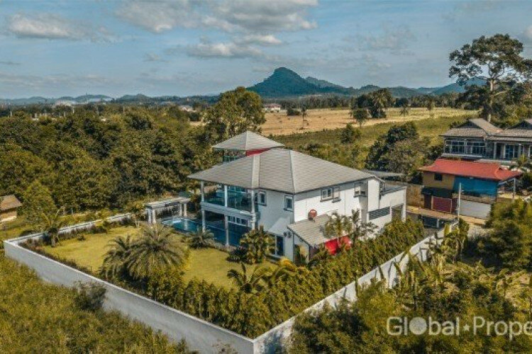 Дом в Паттайе, Таиланд | THE345016