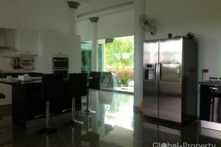 Дом в Паттайе, Таиланд | THE345016