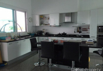 Дом в Паттайе, Таиланд | THE345016