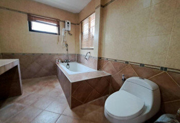 Дом в Банг Ламунге, Таиланд | THE348000