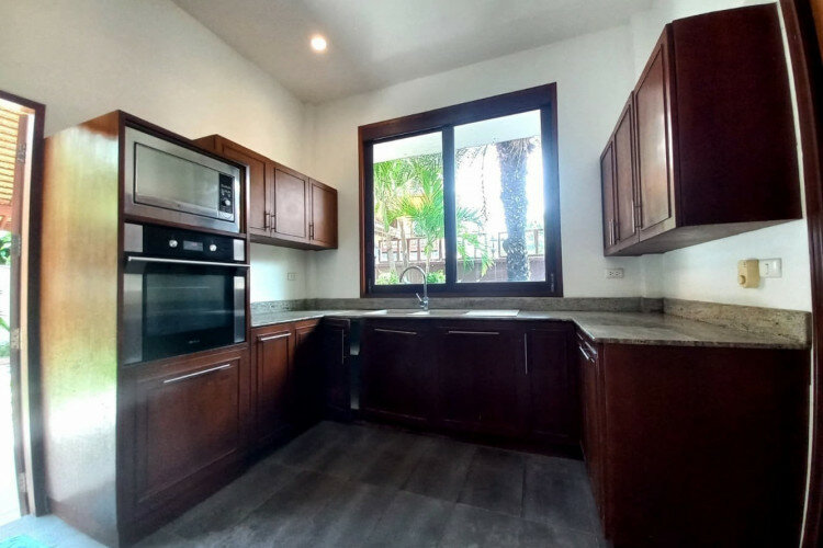 Дом в Банг Ламунге, Таиланд | THE139769