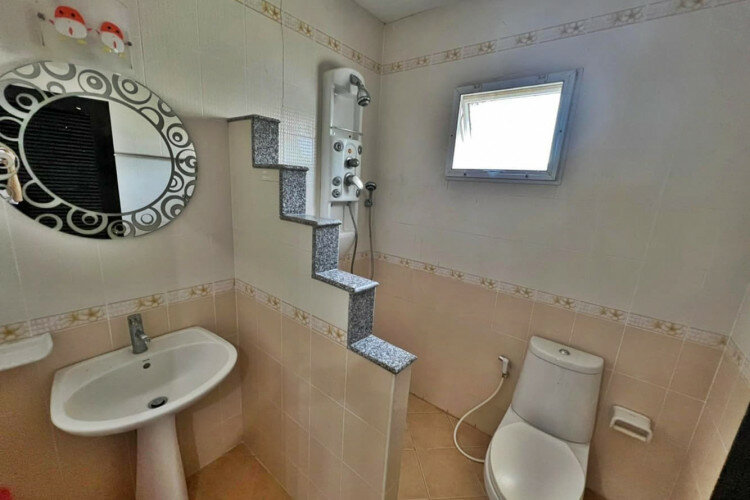 Дом в Банг Ламунге, Таиланд | THE138985